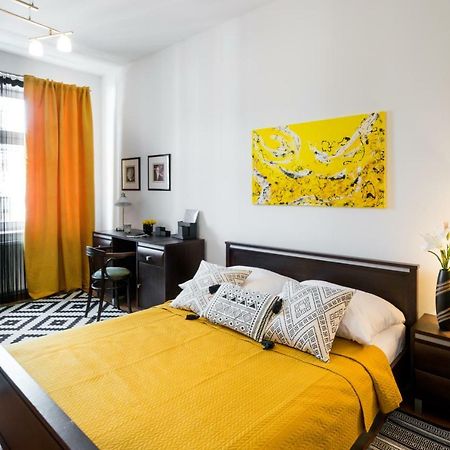 Cichy Apartament Obok Wawelu Tarlowska Cracovia Exterior foto