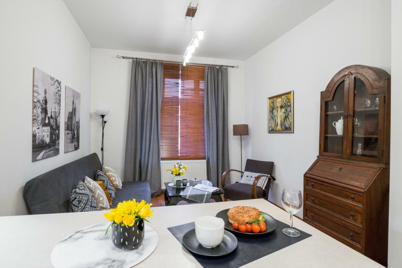 Cichy Apartament Obok Wawelu Tarlowska Cracovia Exterior foto